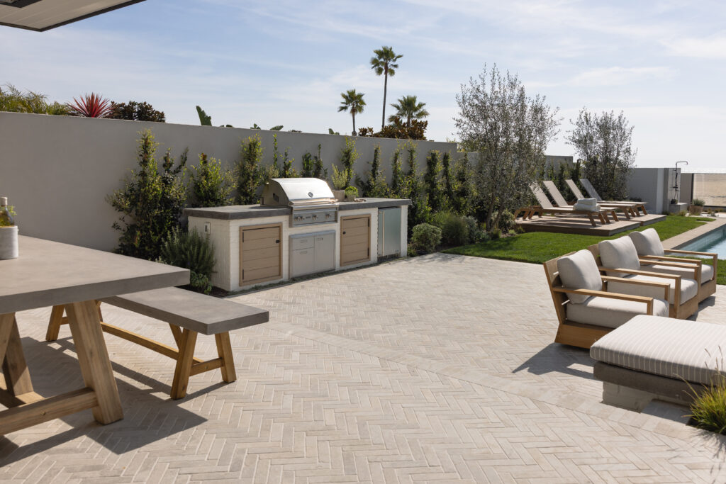 paving patterns scaled