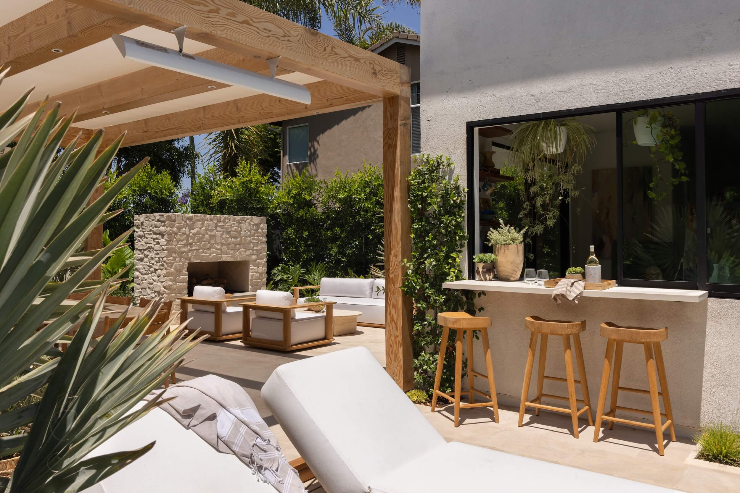 Tropic House cover (1)