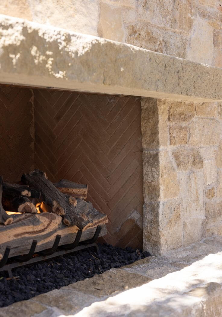 fireplace photo 1